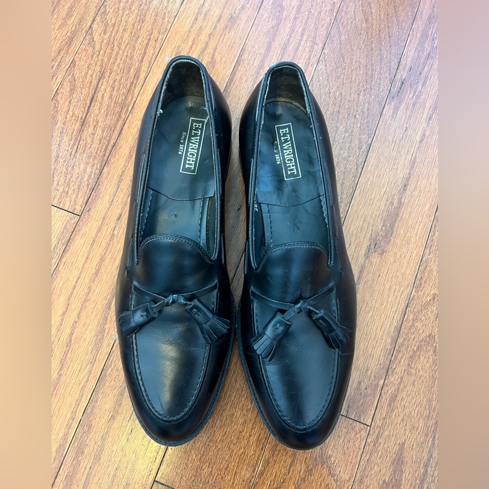 E. T. Wright men’s black leather tasseled slip-on shoes